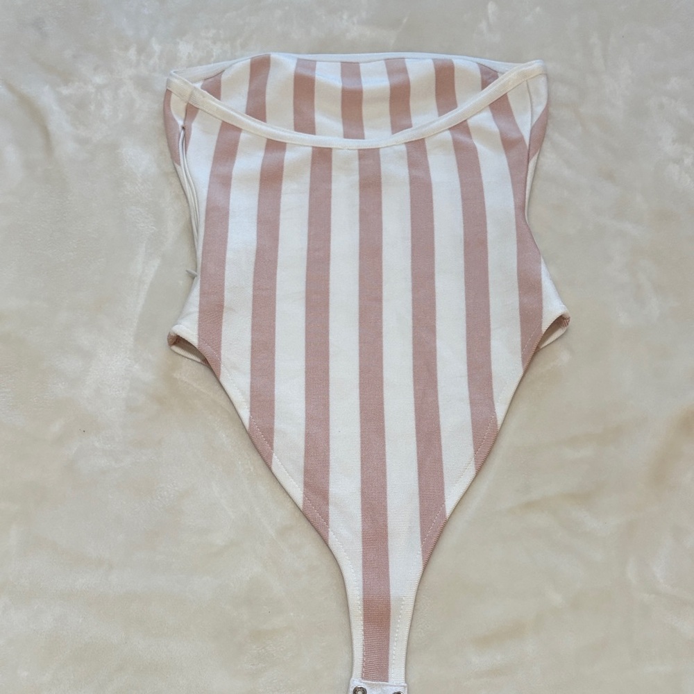 Abercrombie & Fitch Striped Bodysuit - Cream and Tan - Picture 4 of 5